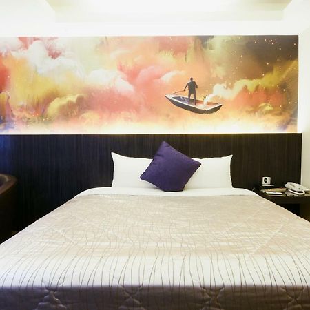 Carnival Motel Taipei Extérieur photo