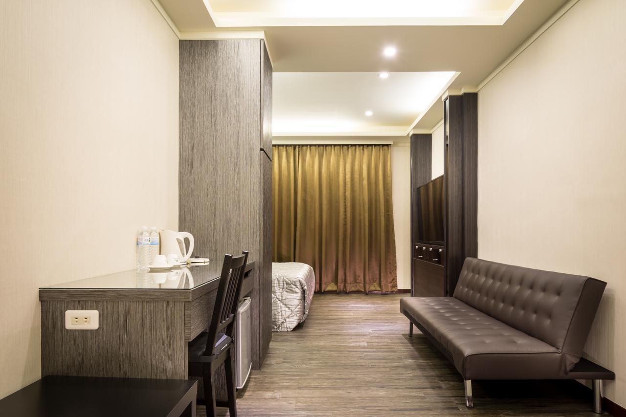 Carnival Motel Taipei Extérieur photo