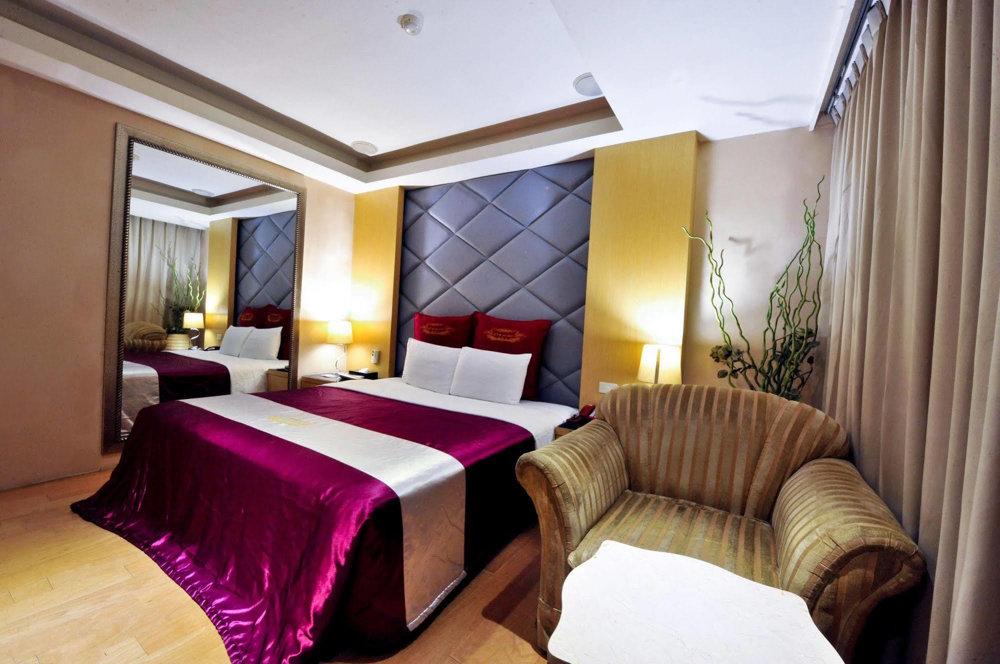 Carnival Motel Taipei Extérieur photo
