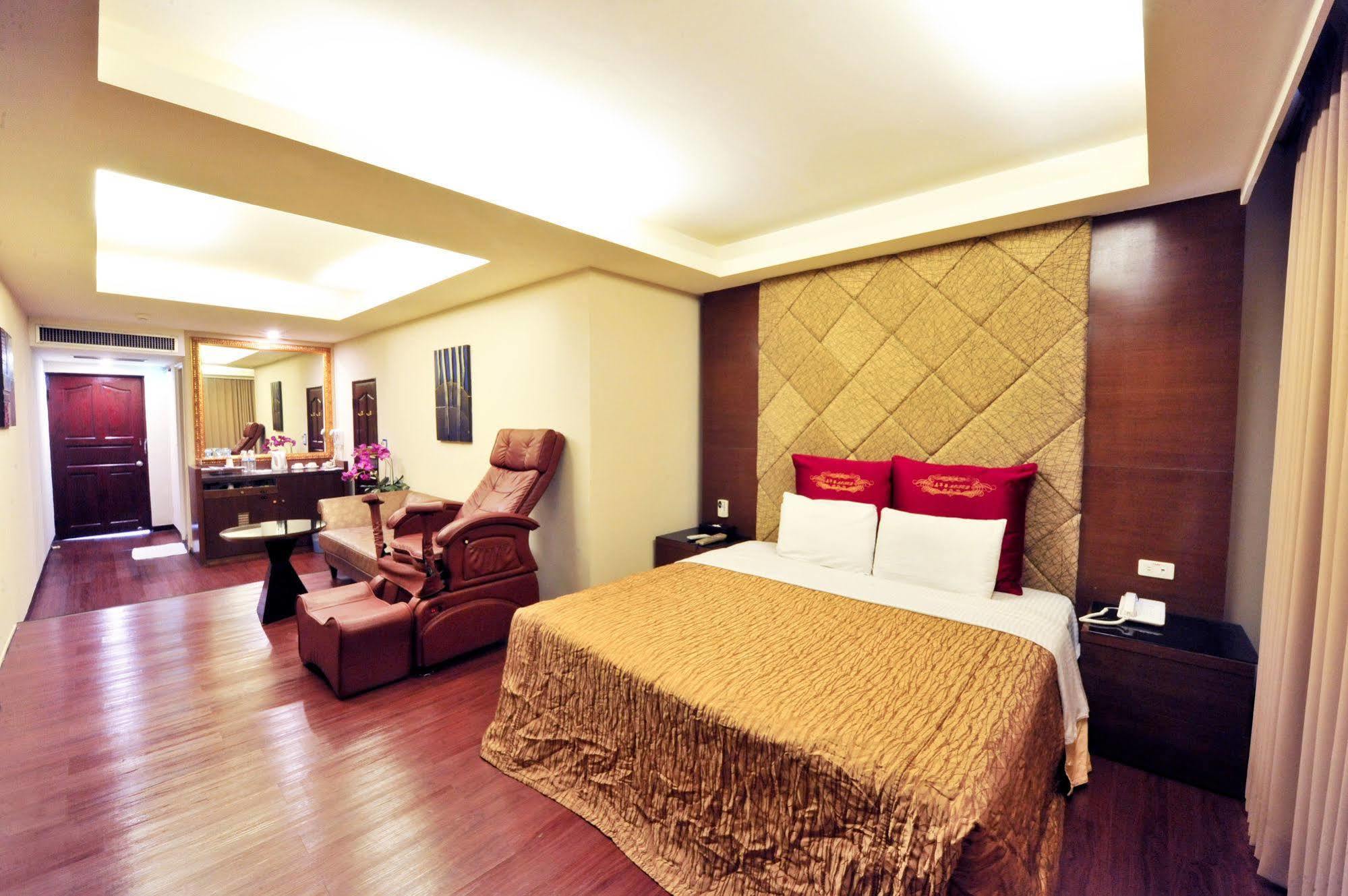 Carnival Motel Taipei Extérieur photo