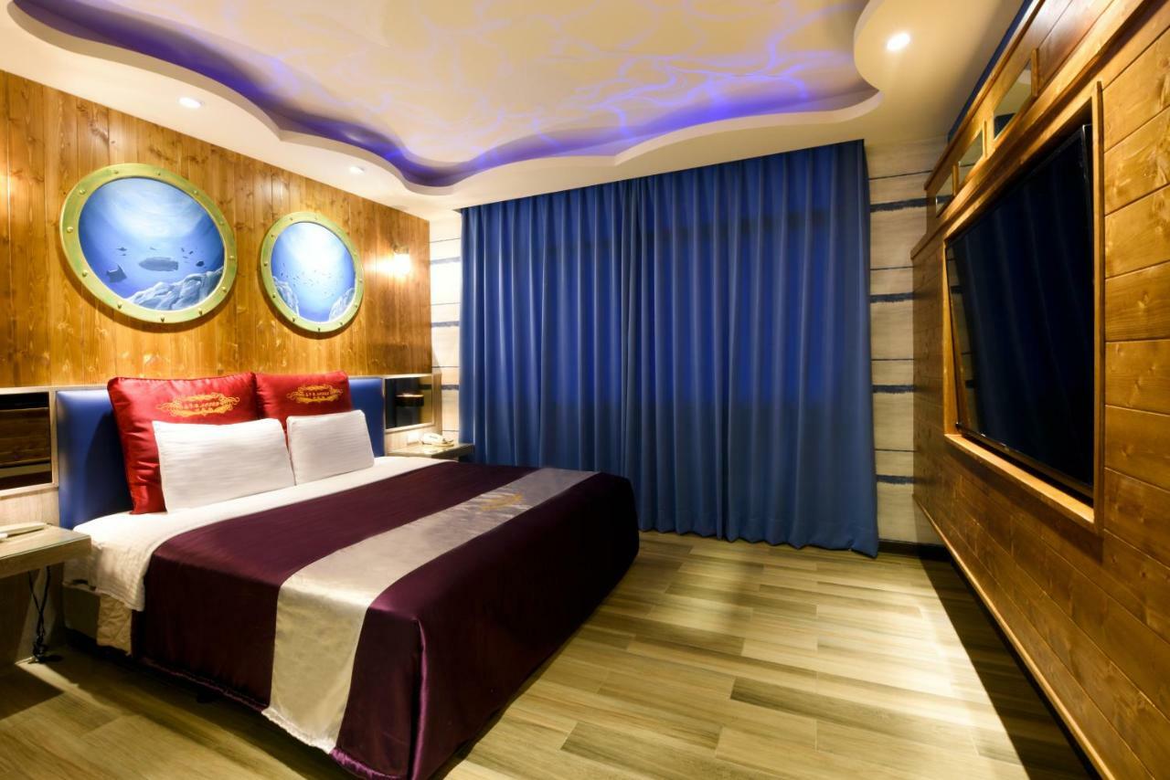 Carnival Motel Taipei Extérieur photo