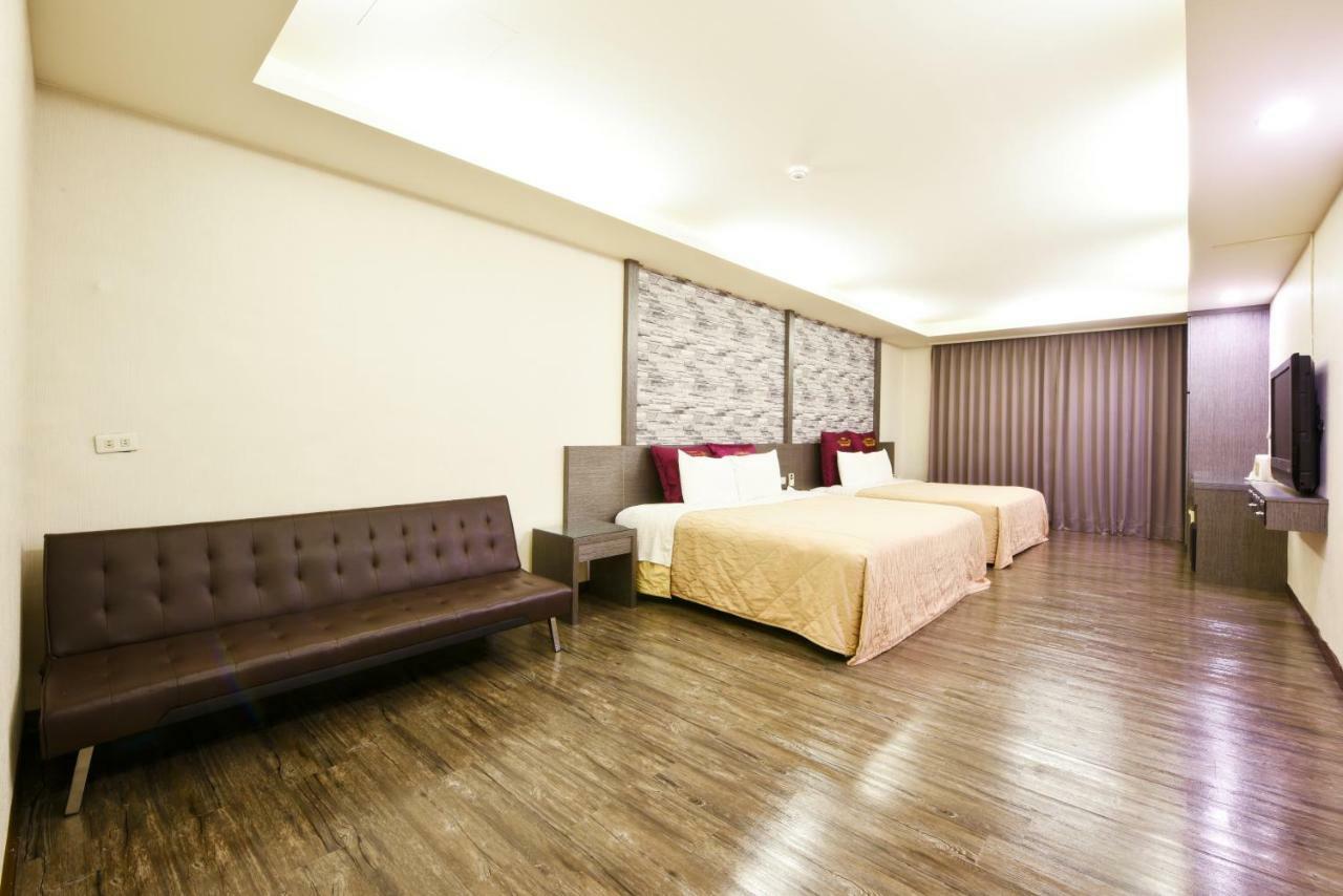 Carnival Motel Taipei Extérieur photo