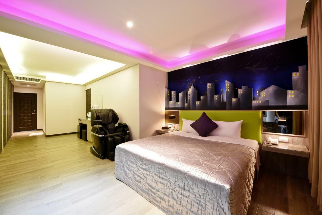 Carnival Motel Taipei Extérieur photo